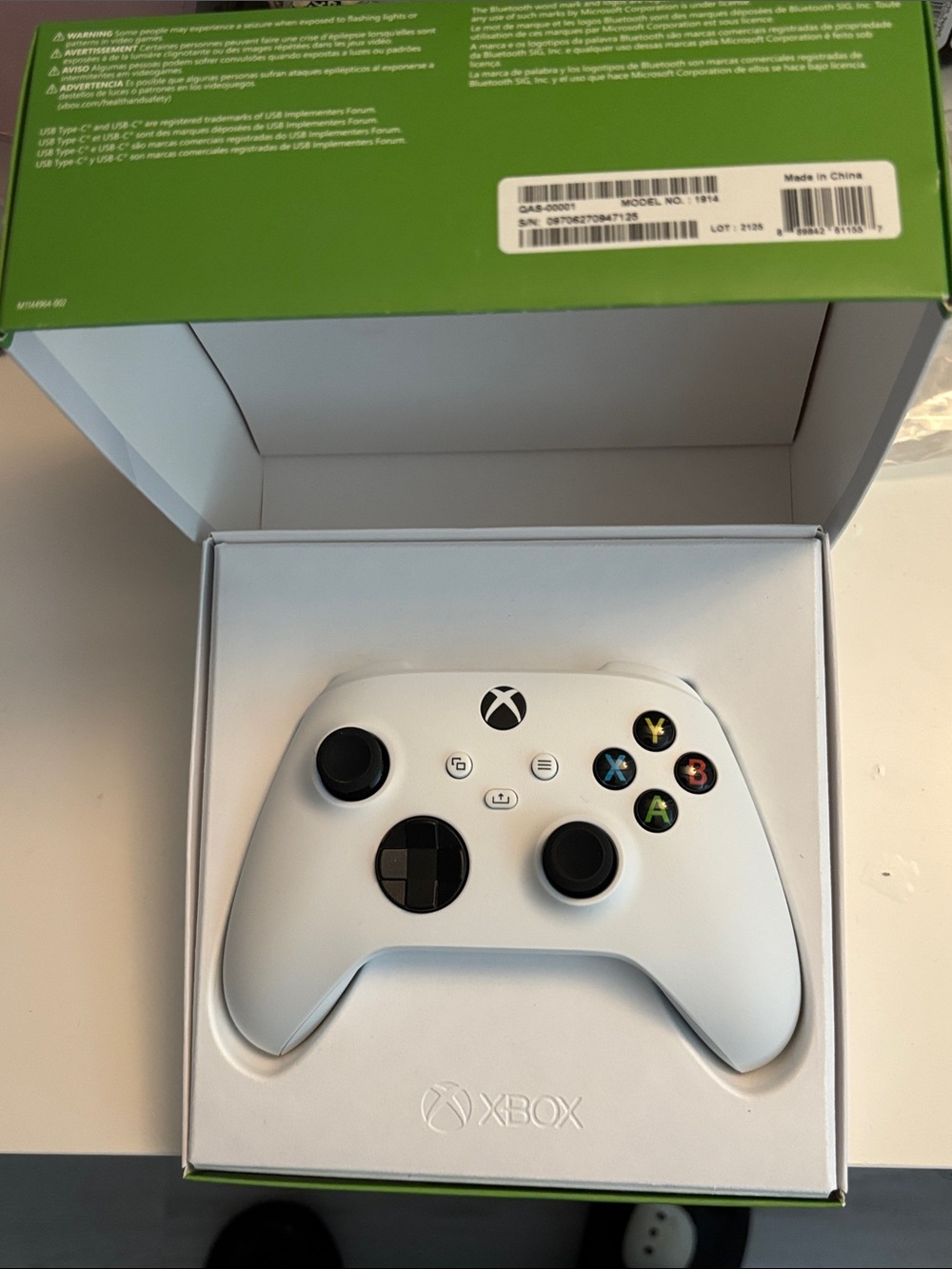 Xbox Wireless Controller - Robot White